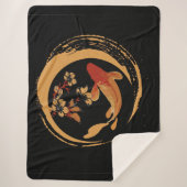 Japanischer Koi-Karpfen mit Sakura-Kirschblossom Sherpadecke (Vorderseite)