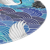 Japanischer Kranich: Verziertes Vogelmuster. Schneidebrett (Ecke)