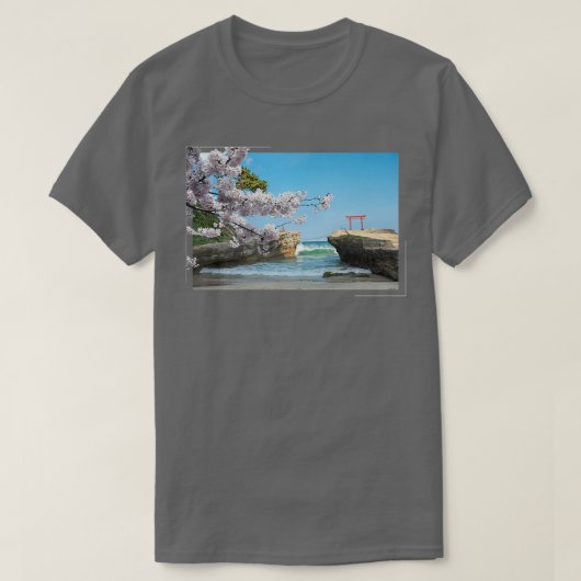 Japanischer Sakura Cherry Blossom Tree Beach T-Shirt (Design vorne)