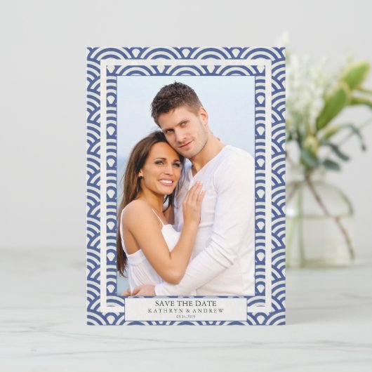 Japanischer Seigaiha Wedding Save the Date Flat Fo Einladung (Stehend Vorderseite)