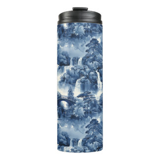Japanischer Wassergarten in einem blauen weißen Po Thermosbecher