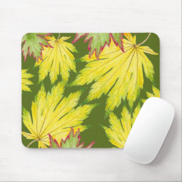 Japanisches Ahorn auf einem Mauspad