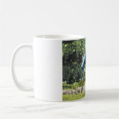 Japanisches Kino und Macaw Kaffeetasse (Links)