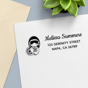 Japanisches Schirmmädchen in Kimono-Adresse Permastempel
