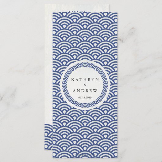 Japanisches Seigaiha Waves Elegant Beach Wedding M Menükarte (Vorne/Hinten)