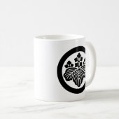 Japanisches Symbol des Familienwappen-KAMON Kaffeetasse (VorderseiteRechts)