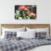 Japanisches Weißauge Leinwanddruck (Insitu (Schlafzimmer))