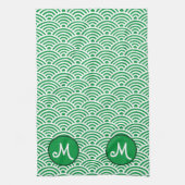 japanisches Wellenmuster und Monogramm Geschirrtuch (Vertikal)