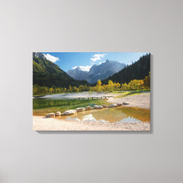 Jasna-See in den slowenischen Alpen im Herbst Leinwanddruck