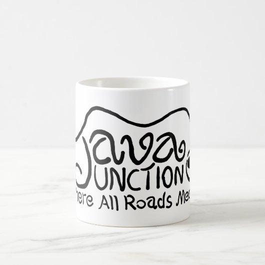 Java Junction mit Coffee Black Text Kaffeetasse (Mittel)