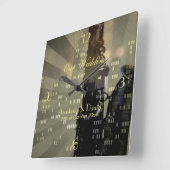 Jazz Age Saxophone City Skyline Hochzeitsgeschenk Quadratische Wanduhr (Winkel)