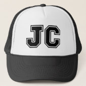 "JC" Monogramm Truckerkappe (Vorderseite)