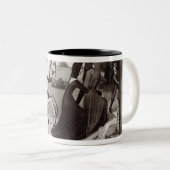 Jeanne d'Arc Zweifarbige Tasse (VorderseiteRechts)
