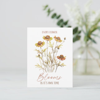 Jede Blume blüht in ihrer eigenen Zeit - Herbst Postkarte