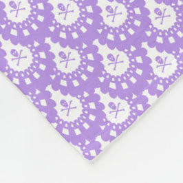 JEDE FARBE! Schädel und Querknochen breiten weißen Fleecedecke