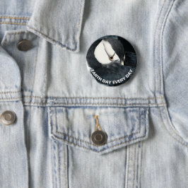 Jeden Tag Horned Puffin Foto Button