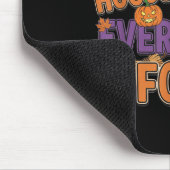 Jeder fokussiert lustige Halloween-Lehrer Mousepad (Ecke)