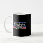 Jeder funktionierende Erwachsene 2028 Funny Retro  Kaffeetasse (Links)