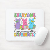 Jeder kommuniziert anders Ostern-Rede Th Mousepad (Mit Mouse)