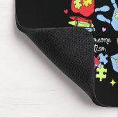 Jeder kommuniziert anders verspätete Autismus als Mousepad (Ecke)
