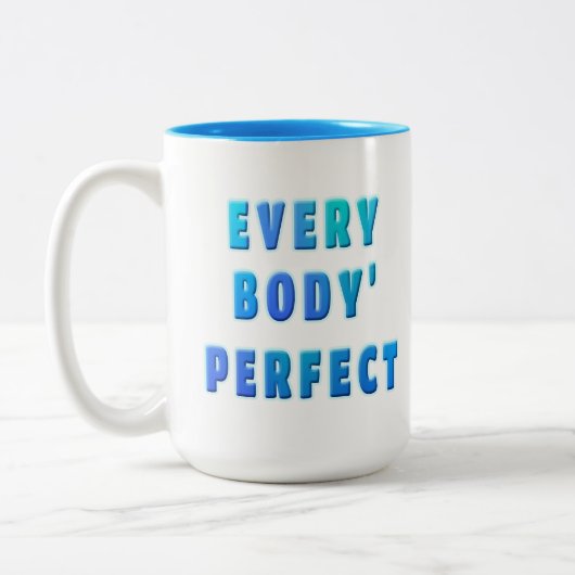 jeder Körper perfekt Zweifarbige Tasse (Links)