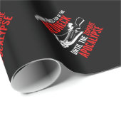 Jeder macht sich über dem Redneck-Zombie-Angriff Geschenkpapier (Rolleneckpunkt)