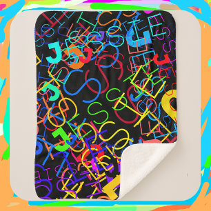 Jeder Name anpassbar Helle Farben & Schwarz Sherpadecke