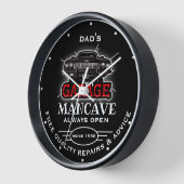 Jeder Name Garage Mancave Red Black Slogan Uhr (Winkel)