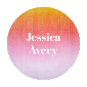 Jeder Name Retro-Modern gestylter Text farbenfro Schneidebrett