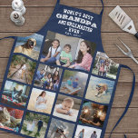 Jeder Text Foto Collage Beste Opa je Navy Blau Schürze<br><div class="desc">Feiern Sie die schlichten Freuden von Familie und Kindern mit einer eleganten, individuellen Foto-Collage blau-weiß-Schürze. Bilder und Text sind einfach zu personalisieren. Zitat, das lautet "Weltbeste Opa und Grillmeister je Osten. 20YY" kann Enkel-Namen enthalten und für Papa, Pop-Pop, Paw-Pfow, Grandad, Grampa, Big Daddy usw. angepasst werden (IMAGE PLACEMENT TIP: Eine...</div>