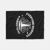 Jeder verdient die Chance, Hexerei zu fliegen Fleecedecke (Vorderseite (Horizontal))