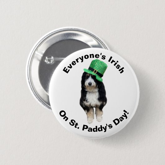 Jedermann ist irisch am St Paddy's Day niedlicher Button (Vorne & Hinten)