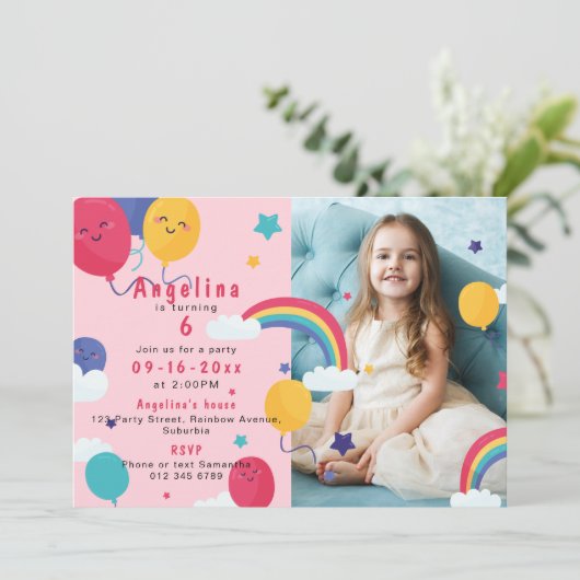 JEDES ALTER Pink Balloons & Rainbows 2 Foto Geburt Einladung (Stehend Vorderseite)