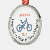 Jedes Farbrad, das gelernt wird, zwei Räder zu fah Ornament Aus Metall (Links)