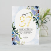 Jedes Jahr Blue Floral Geburtstag Gold Folieneinladung (Stehend vorne)