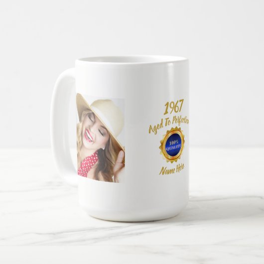 JEDES Jahr Geborenes FOTO verleihen ihm oder ihr P Kaffeetasse (Vorderseite Links)