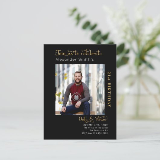 Jedes Jahr Schwarzes Foto Geburtstag Einladungspostkarte (Stehend Vorderseite)