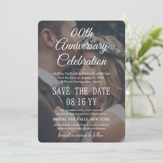 JEDES Jubiläum 2 Foto Elegantes White Text Overlay Save The Date (Stehend Vorderseite)