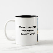 Jeep.Enjoy.Life.2 Zweifarbige Tasse (Links)