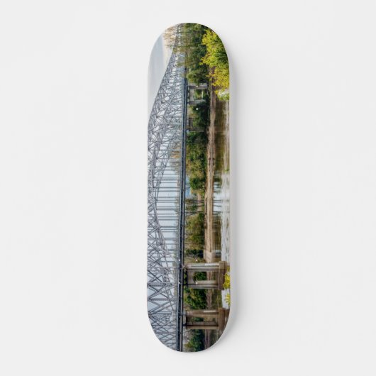 Jeff City Bridge Skateboard (Vorne)