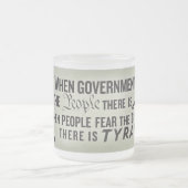 Jefferson-Freiheits-Zitat-Tasse Mattglastasse (Mittel)