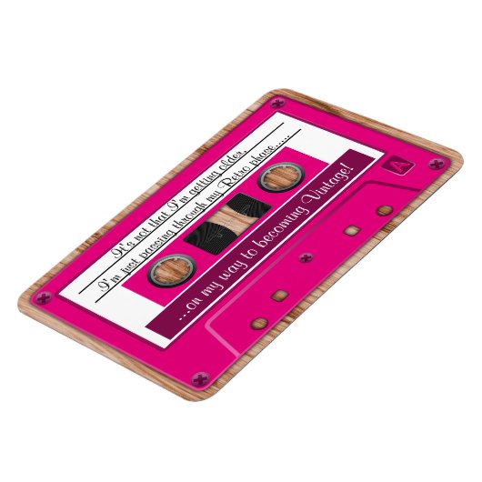 Jegliche Farbe, die zu einem alten Retro-Kassetten Magnet (Linke Seite)