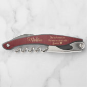 Jegliche Quote Script Monogram bürstete Burgundy & Kellnermesser (Rückseite)