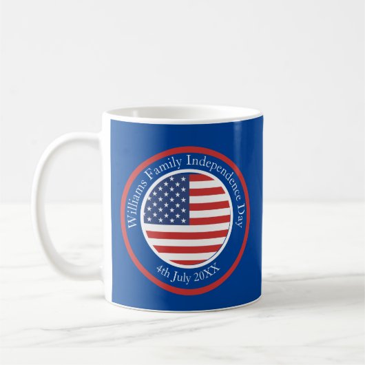 Jeglicher Text USA Flag Independence Day 4. Juli Kaffeetasse (Links)