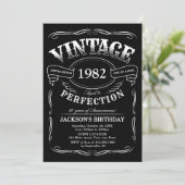 Jeglicher Vintager Whiskey zum Geburtstag Einladung (Stehend Vorderseite)