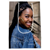 Jegliches Geburtstag Trendy Personalisiert Foto Me Mittlere Geschenktüte (Rückseite)