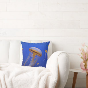 Jellyfish Oil Paint Decorative Kissen