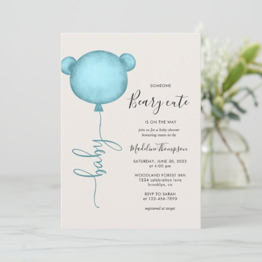 Jemand Beary Niedlich Blue Balloon Baby Dusche Einladung (Stehend Vorderseite)