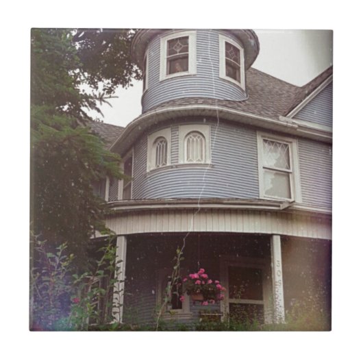 Jemand beobachtet fliese (Vorderseite)