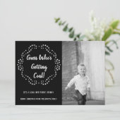 Jemand holt Kohle | Weihnachtskarte Feiertagskarte (Stehend Vorderseite)